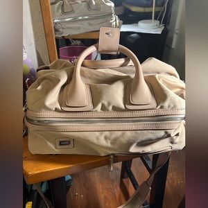 NWT Caraa luxury sports bag
